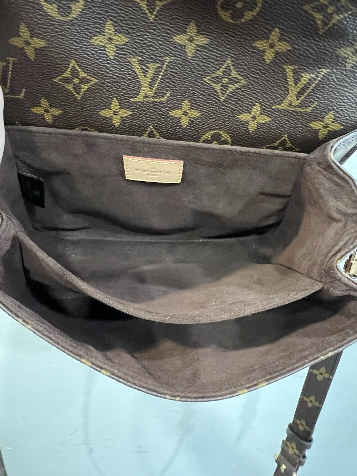 Louis Vuitton Metis Pochette W/Scarf Keychain Duster & Authenticity Retail $3395