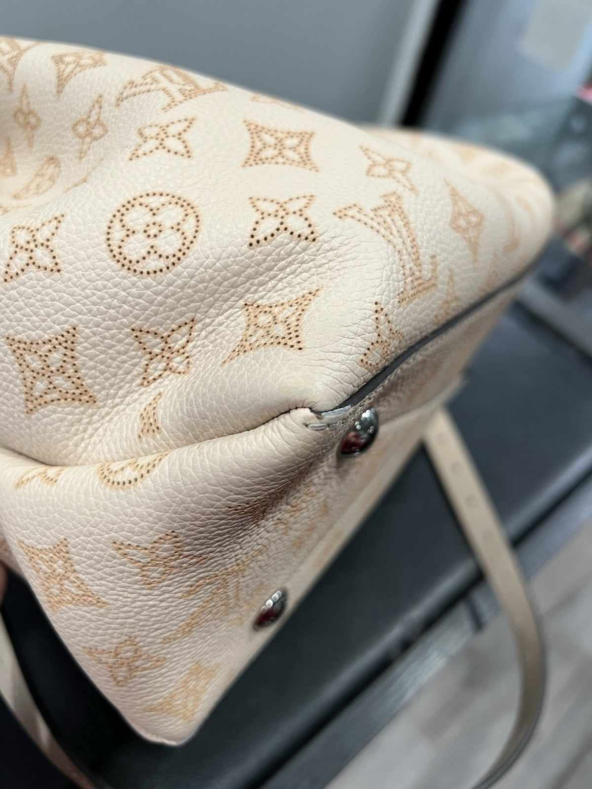 Louis Vuitton Mahina Leather Bella Tote With Authenticity Retail $5300