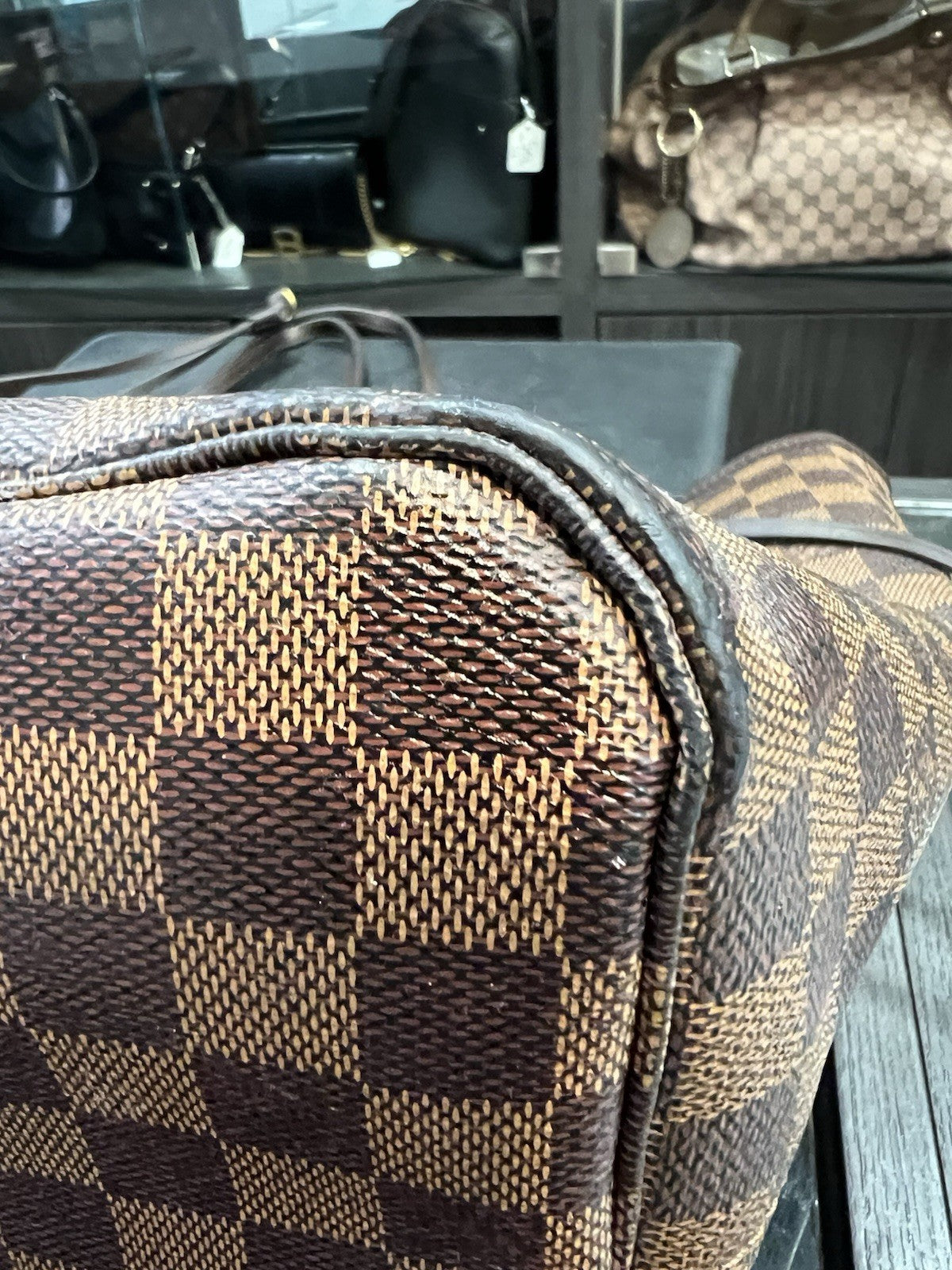 Louis Vuitton Neverfull GM Damier Ebene with Insert & Authenticity Retail $2310