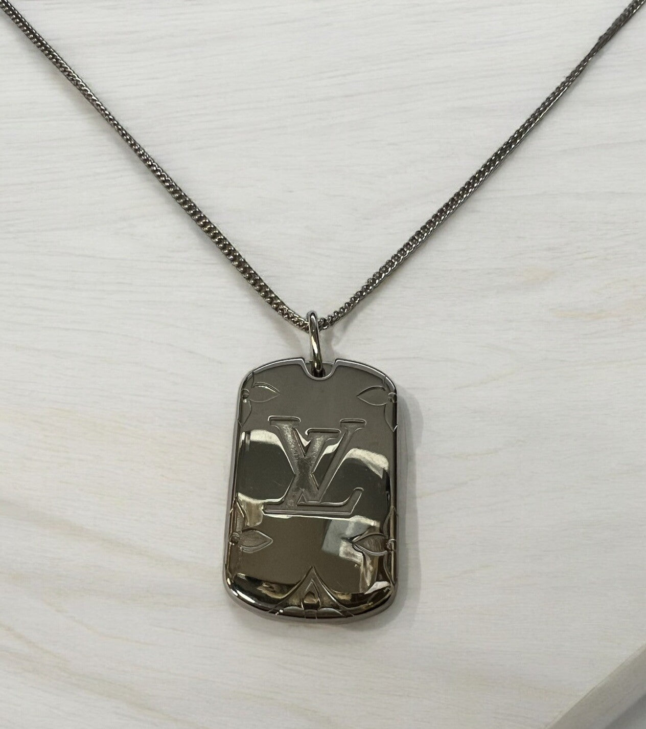 Louis Vuitton Silver-Toned Palladium Finish Locket Necklace Adjustable