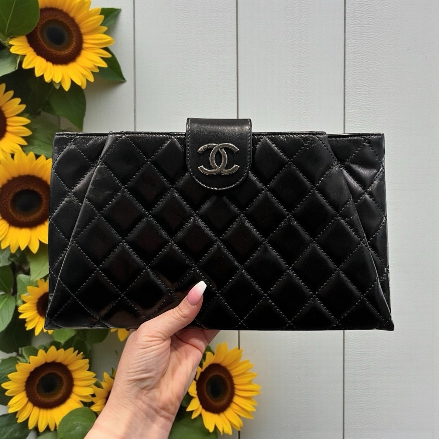 Chanel Black Quilted Pleats Clutch W/Authenticity & Duster