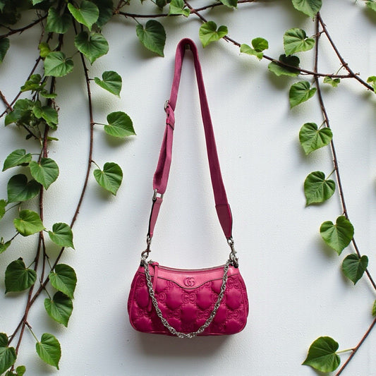Gucci GG Matelasse Nylon Shoulder Bag With Authenticity Retail $1940