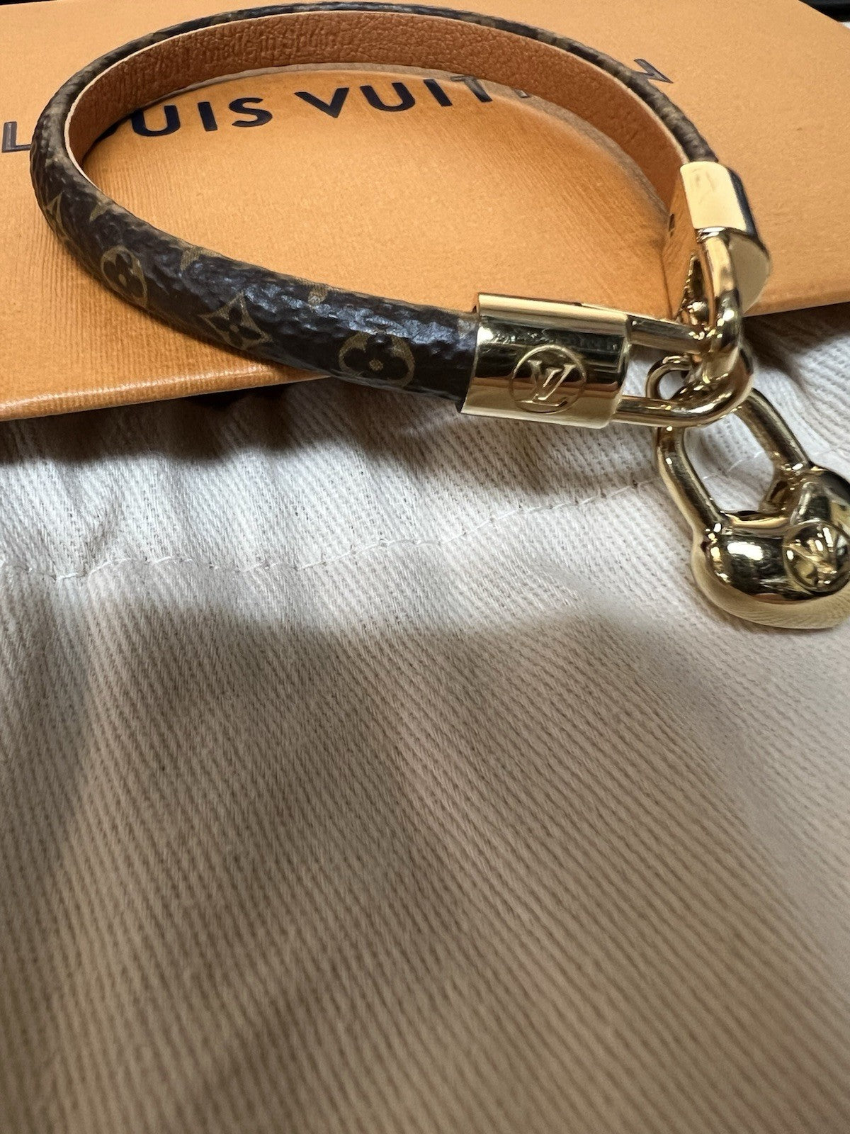 Louis Vuitton Crazy In Lock Charm Bracelet NIB Retail $440 Size 19 M 7.5”
