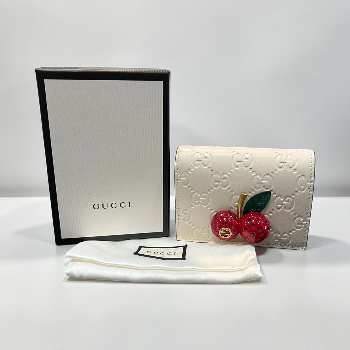 Gucci Limited Edition Guccissima White Cherry Card Case Compact Wallet NIB