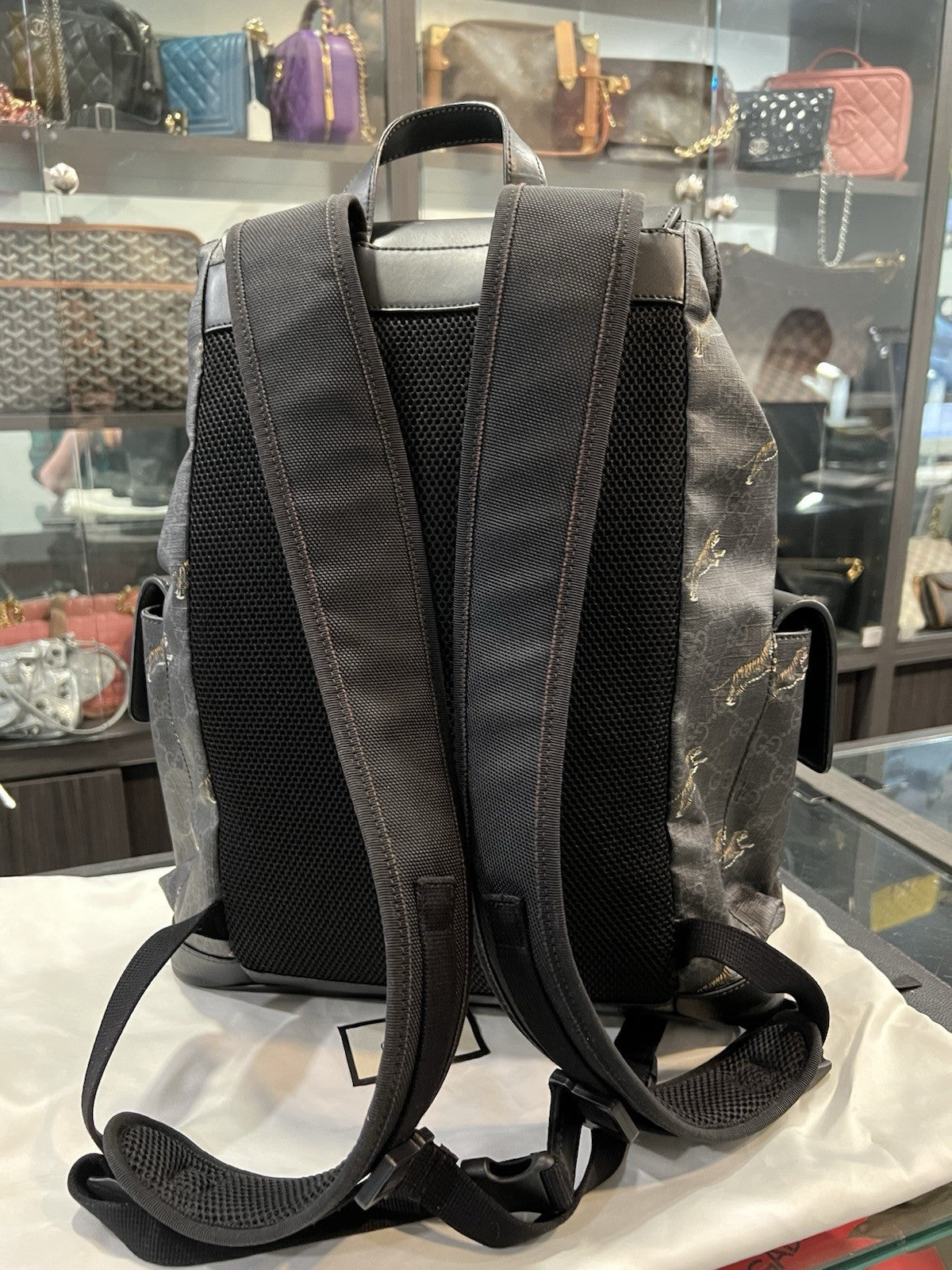 Gucci GG Canvas Tiger Print Bestiary Backpack With Duster & Authenticity