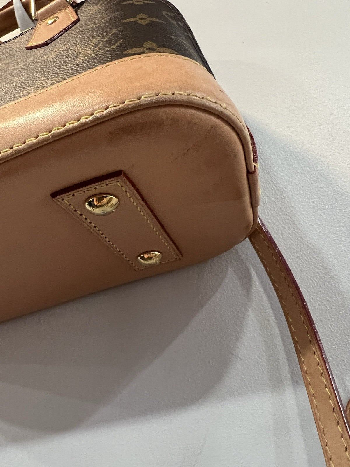 Louis Vuitton Monogram Alma BB W/Box Duster & Authenticity