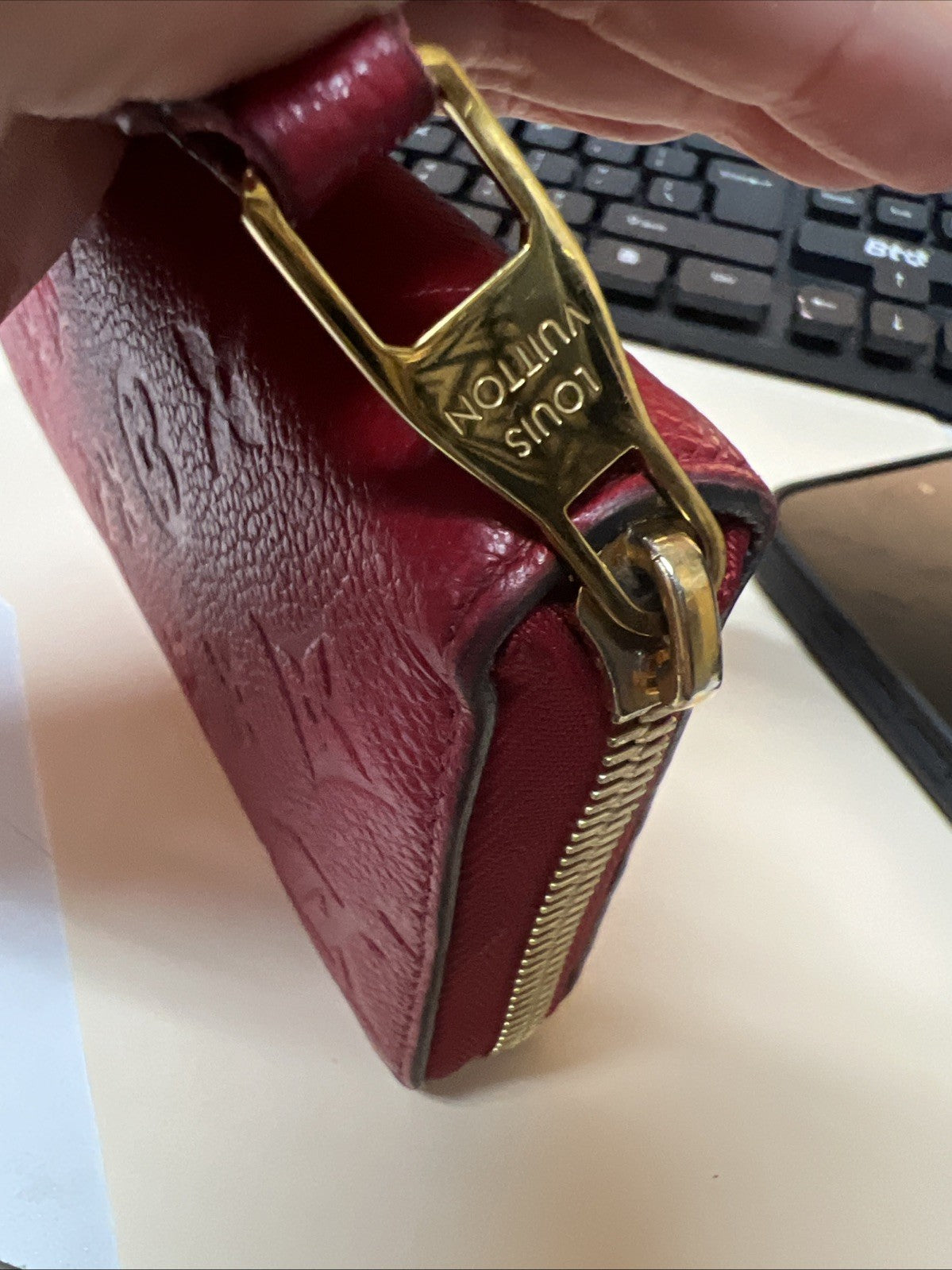 Louis Vuitton Cherry Empreiente Zippy Wallet W/Authenticity Retail $1210