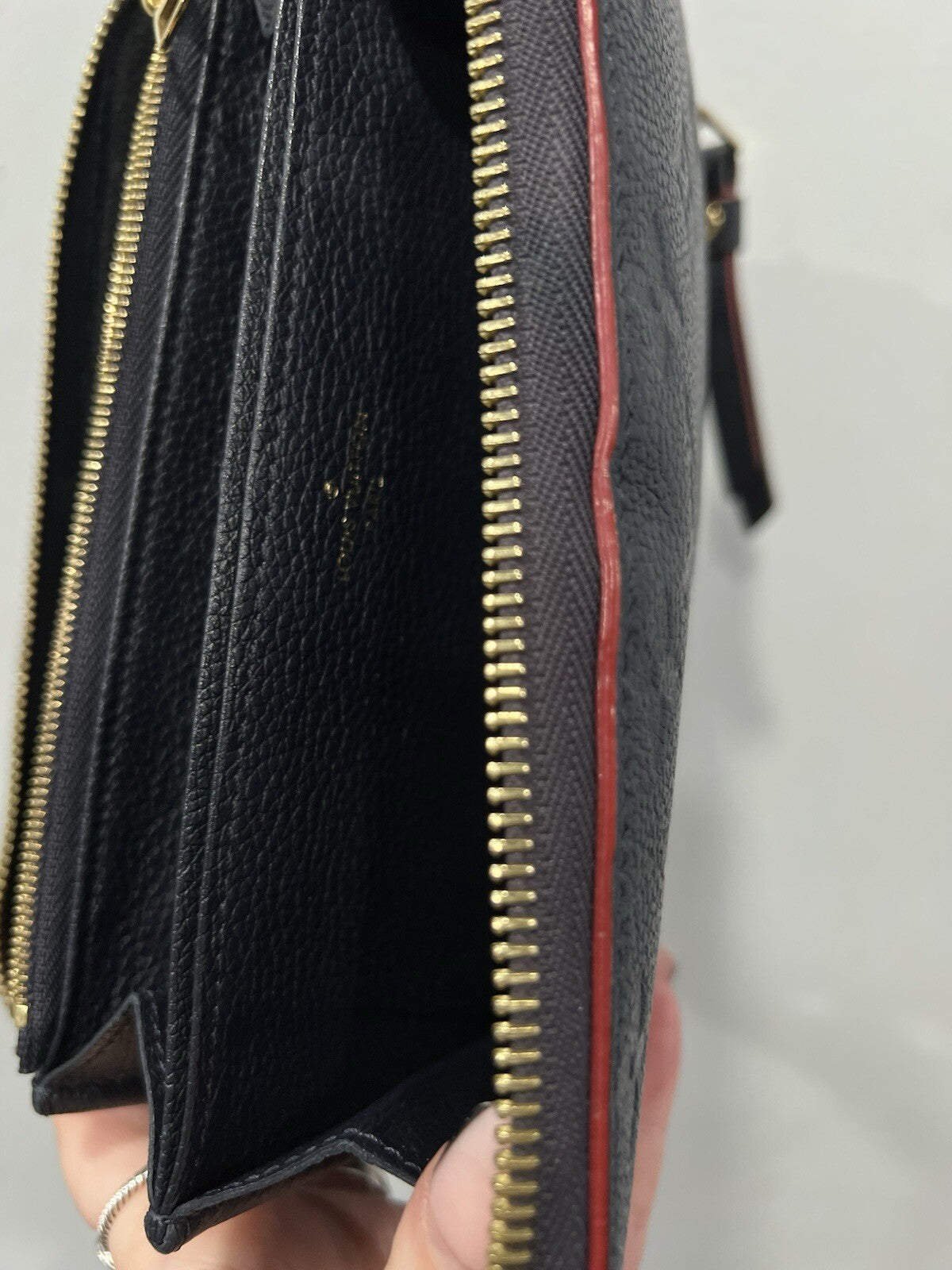 Louis Vuitton Bleu Infini Empreinte Zippy Wallet W/Certifiate Retail $1140