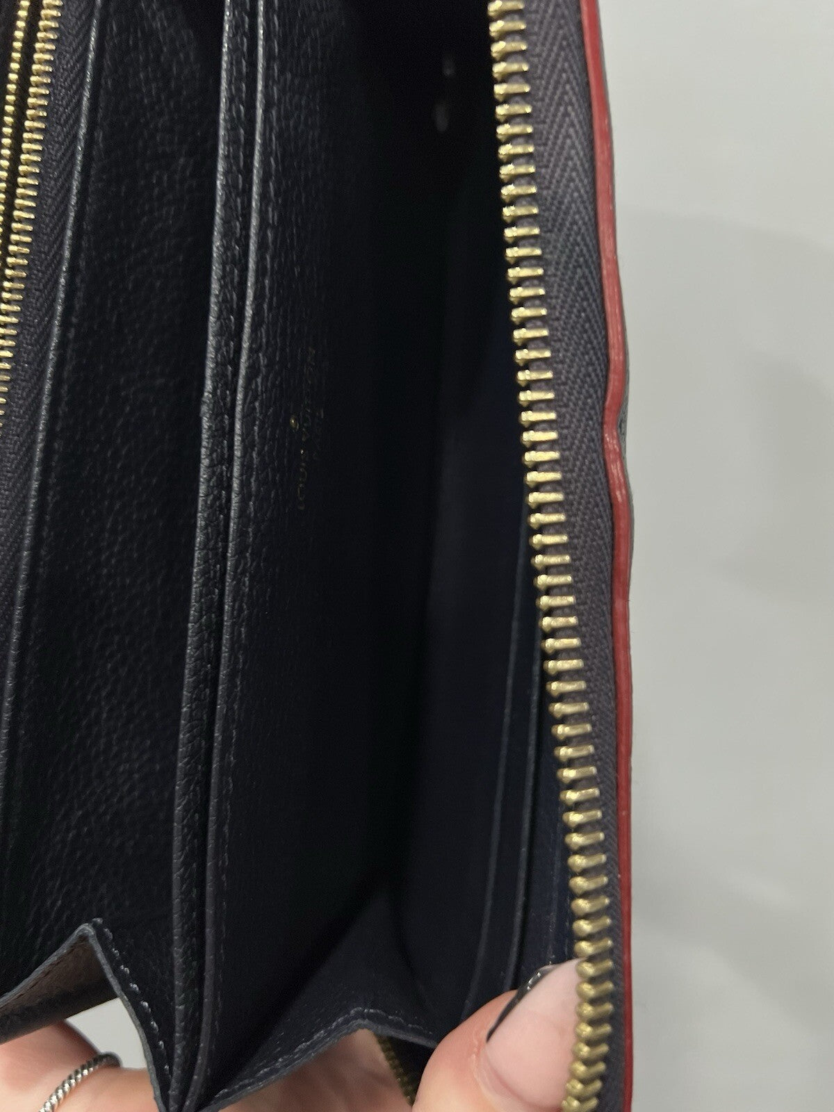 Louis Vuitton Bleu Infini Empreinte Zippy Wallet W/Certifiate Retail $1140