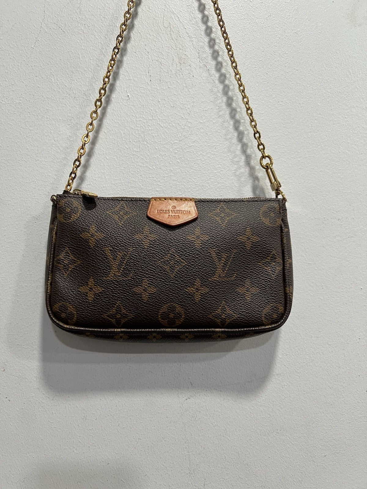 Louis Vuitton Monogram Cavas Pochette Bag W/Authenticity