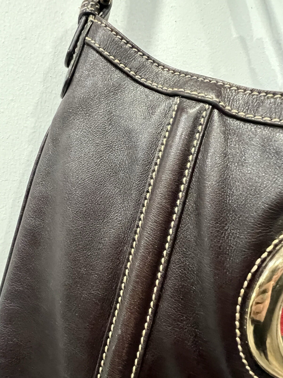 Gucci Leather Medium Britt Dark Brown Shoulder Bag With Authenticity