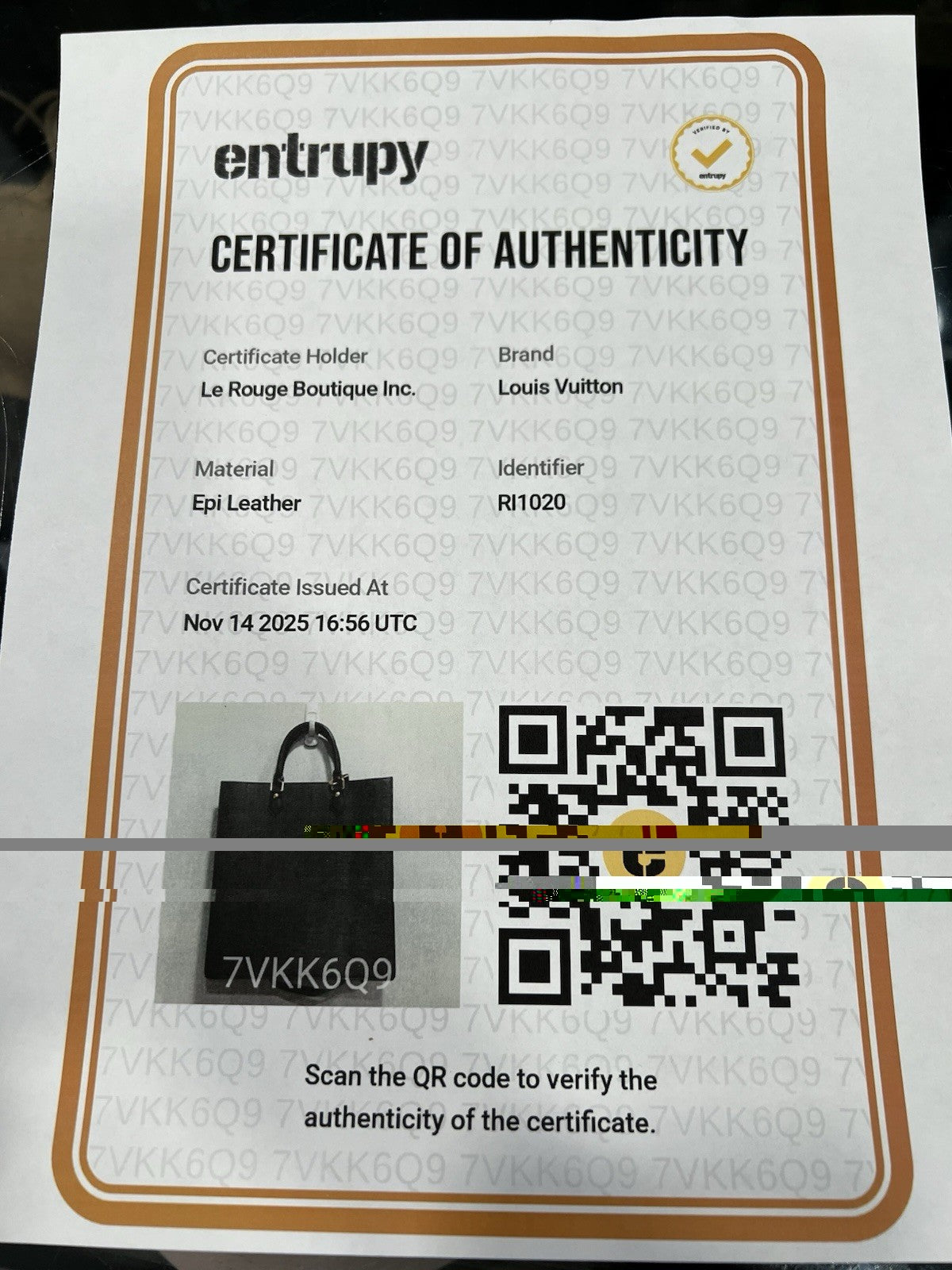 Louis Vuitton Black Epileather GM Sac Plat With Crossbody & Authenticity