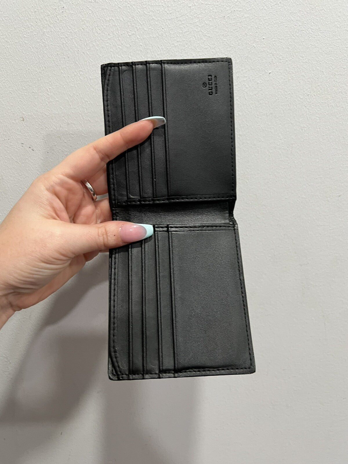 Gucci Guccisima Signature G Leather Bi Fold Wallet Authentic