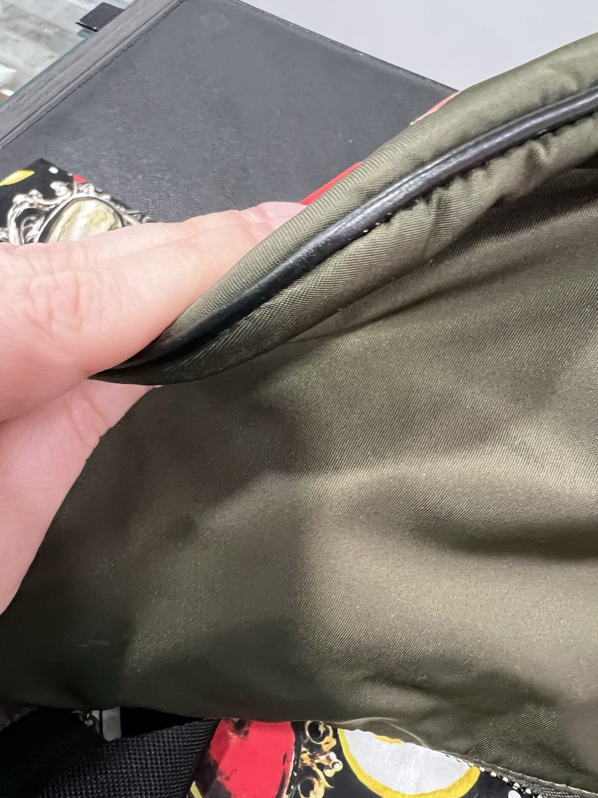 Dolce & Gabbana Tape Logo Army Green Nylon Belt Bag Duster & Authenticity