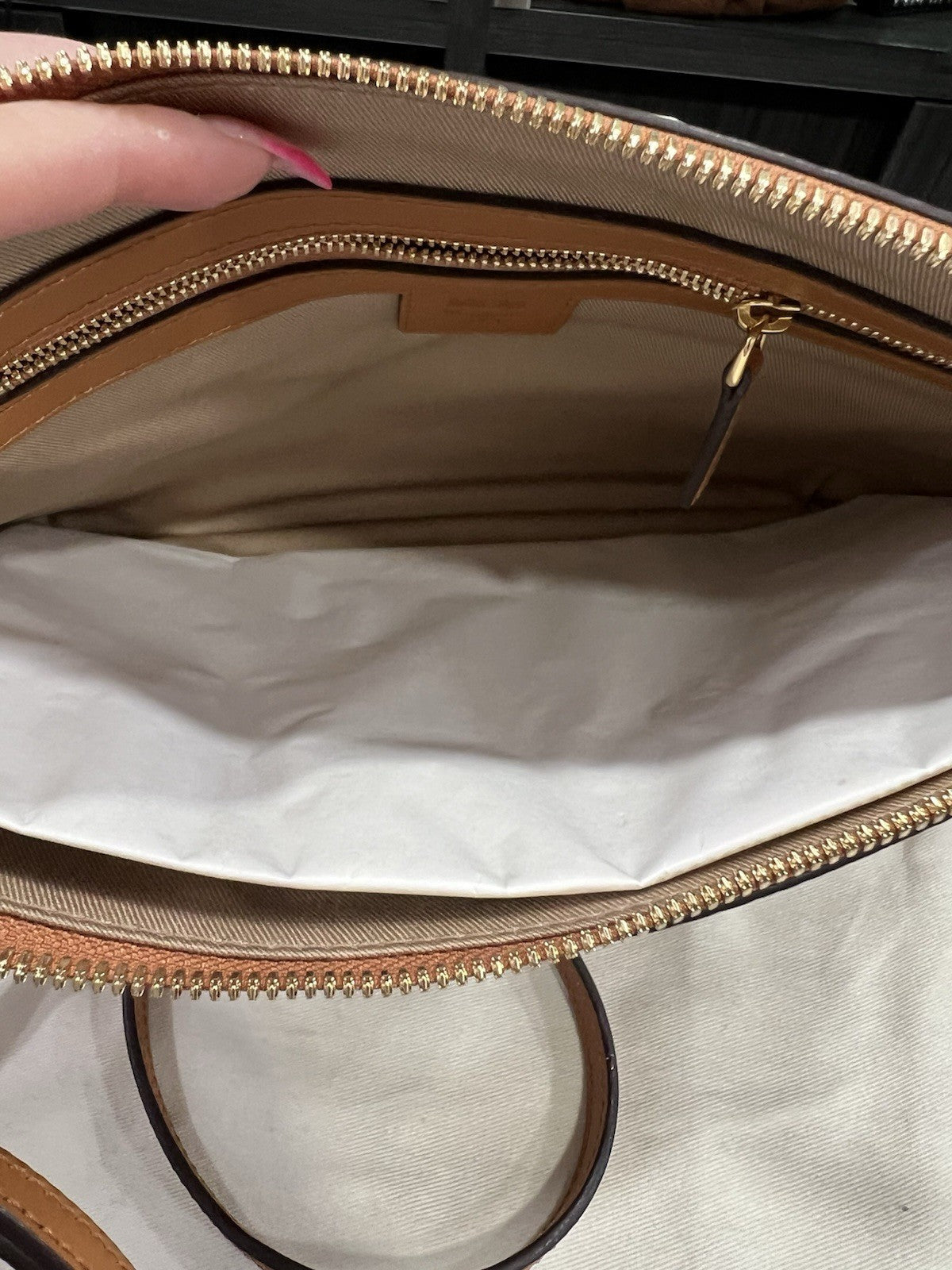 MCM Crossbody Pouch in Visetos Original $490.00 NEW