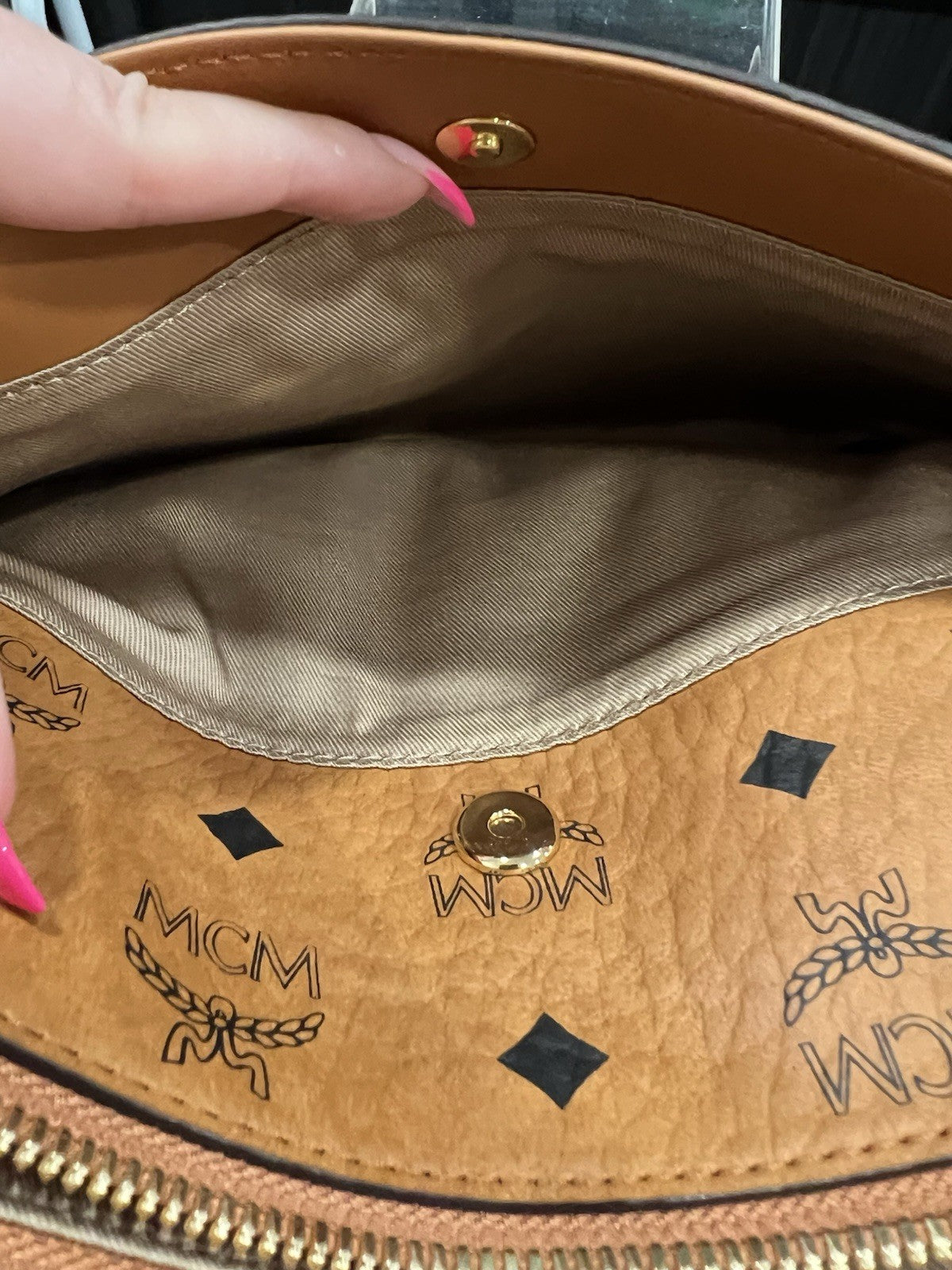 MCM Crossbody Pouch in Visetos Original $490.00 NEW