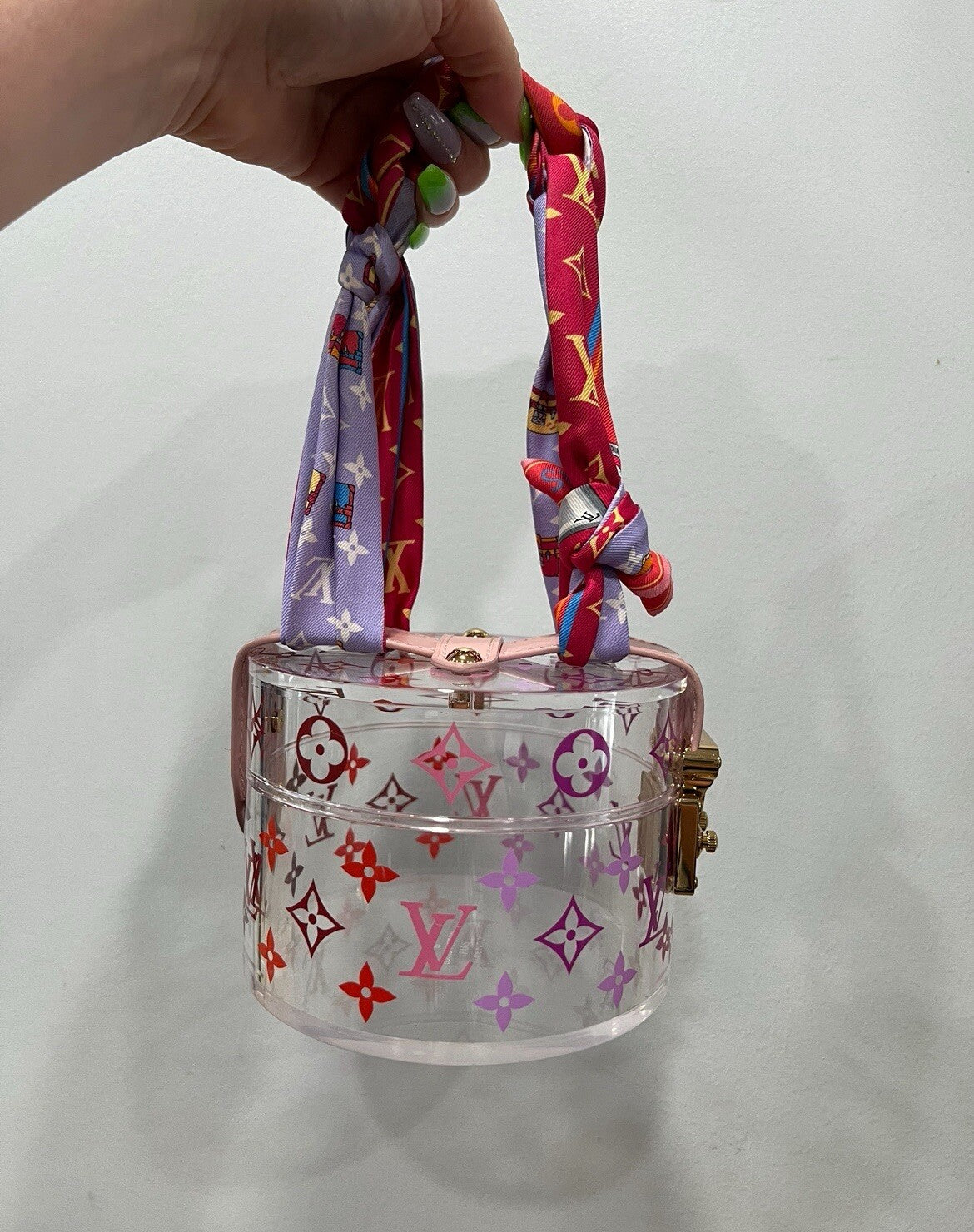 Louis Vuitton Monogram Scott Box With LV Scarf Handle Includes Box & Duster