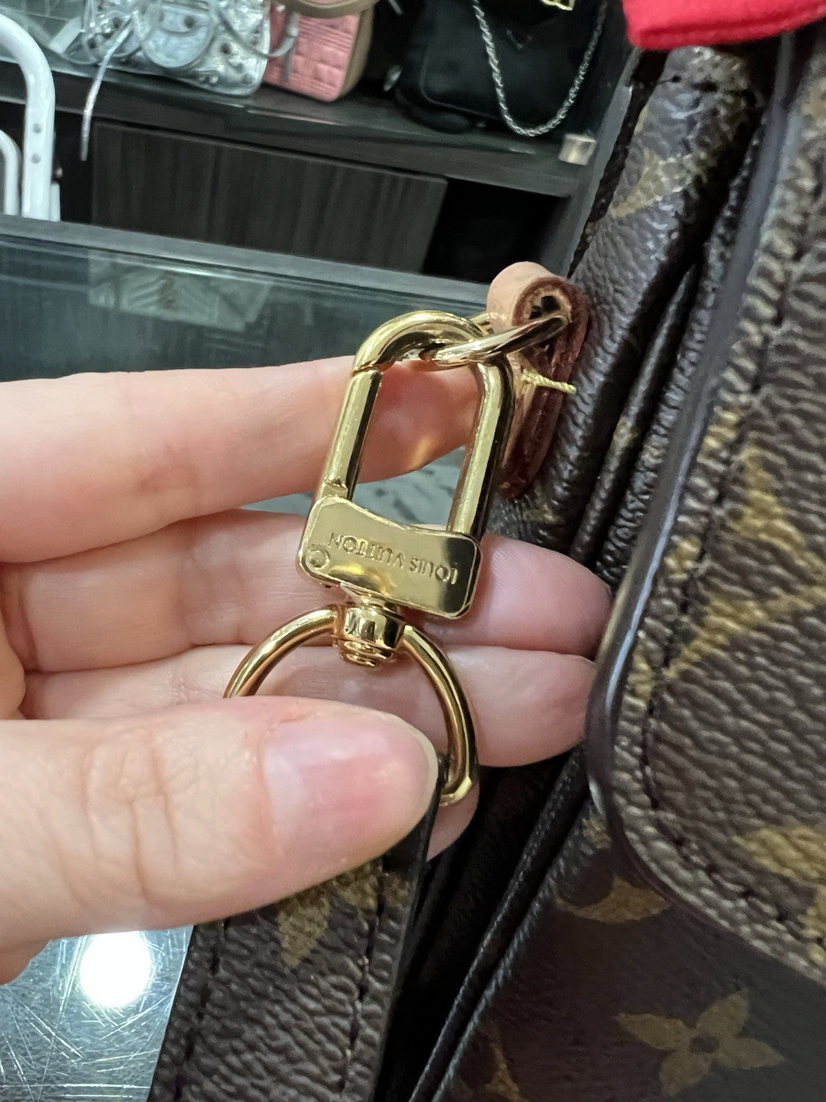 Louis Vuitton Metis Pochette W/Scarf Keychain Duster & Authenticity Retail $3395
