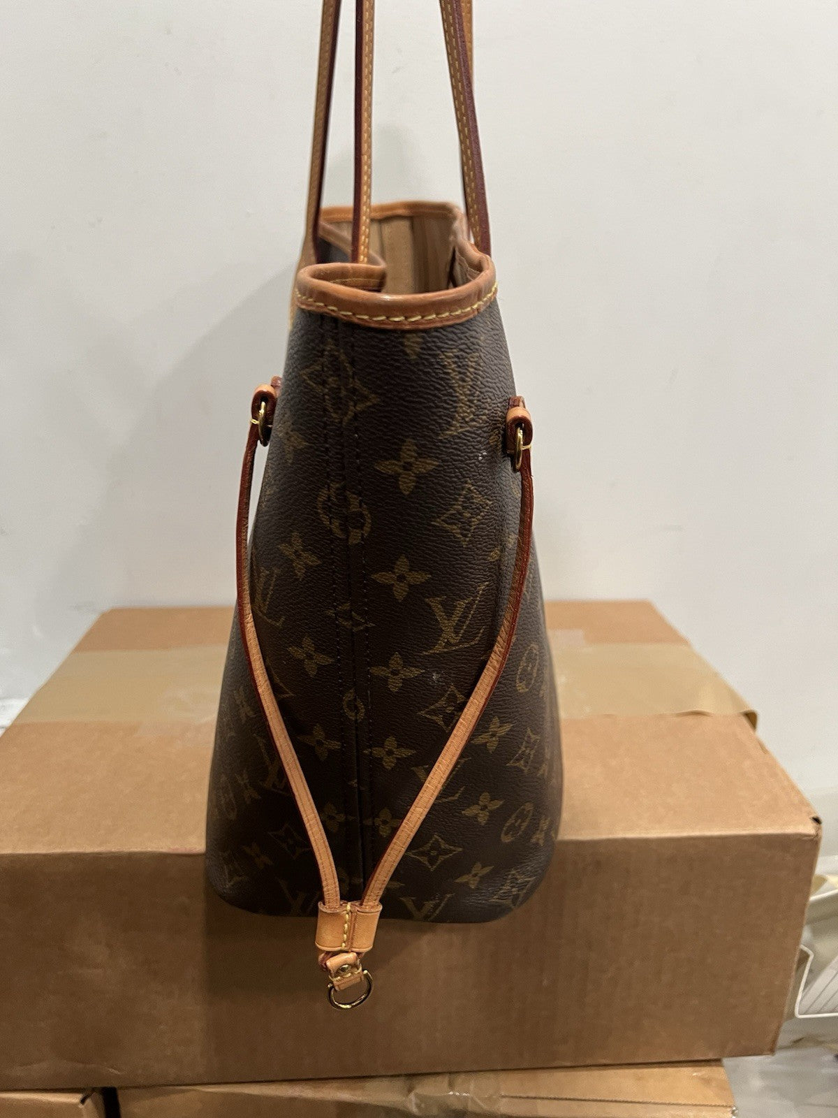 Louis Vuitton Monogram MM Neverfull With Certificate of Authenticity MSRP $2170
