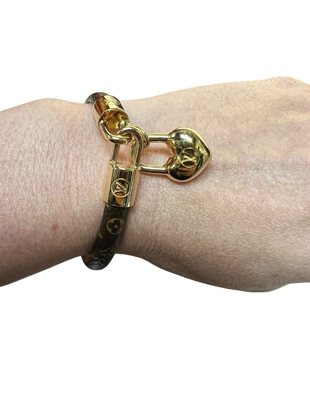 Louis Vuitton Crazy In Lock Charm Bracelet NIB Retail $440 Size 19 M 7.5”