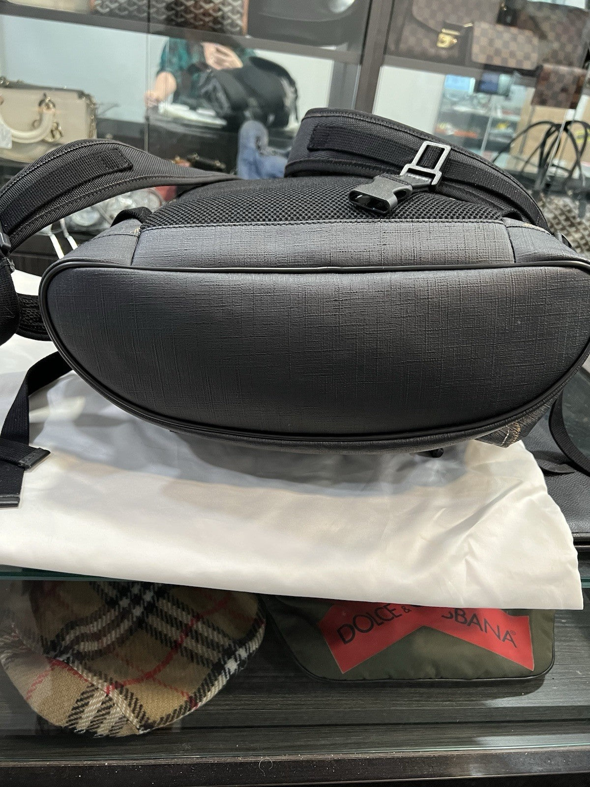 Gucci GG Canvas Tiger Print Bestiary Backpack With Duster & Authenticity
