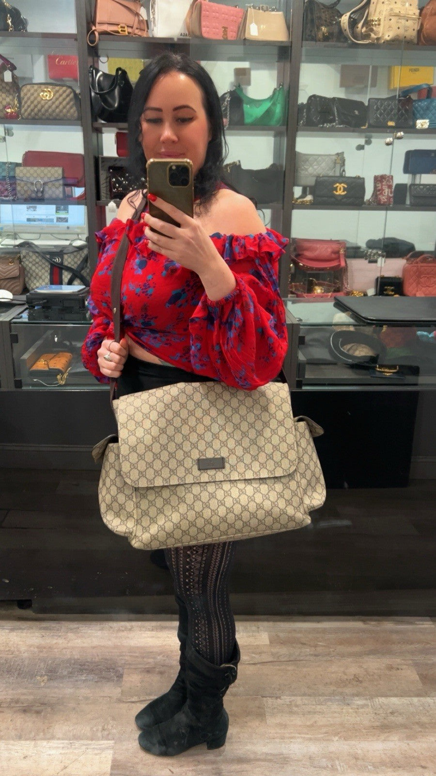 Gucci GG Supreme Cavas Large Changing Diaper Bag W/Authenticity Retail $2300