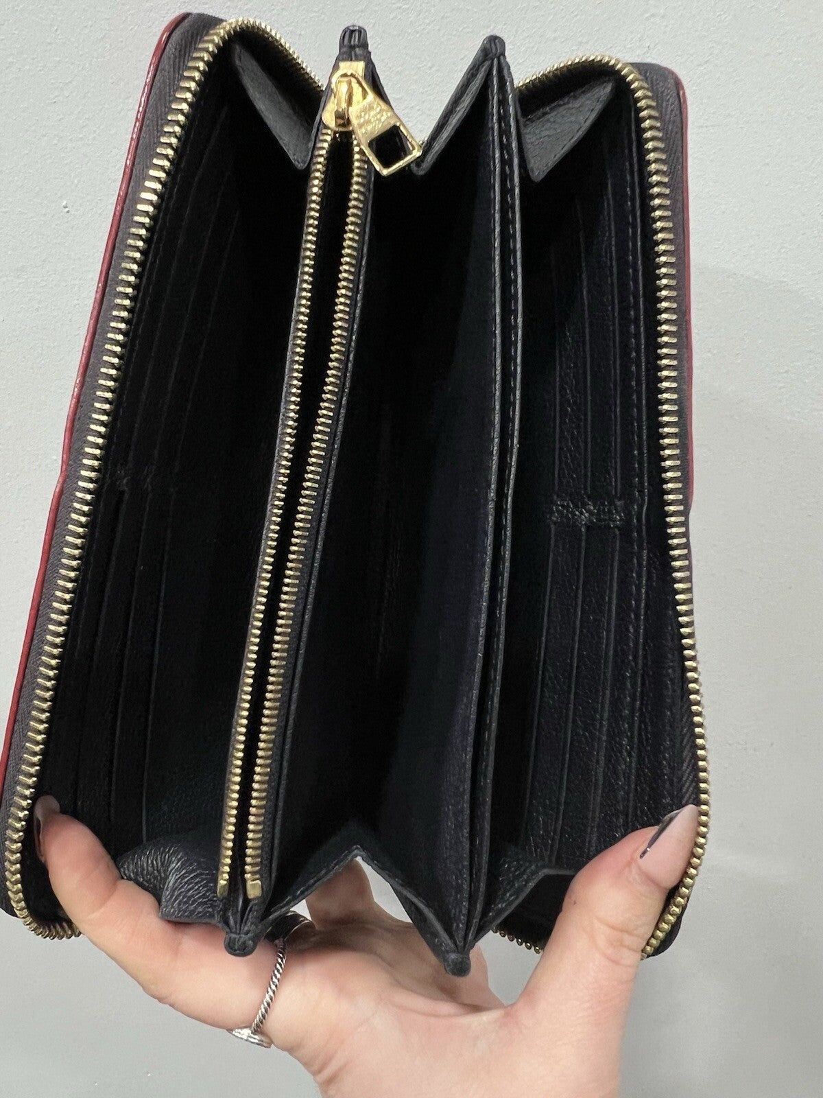 Louis Vuitton Bleu Infini Empreinte Zippy Wallet W/Certifiate Retail $1140