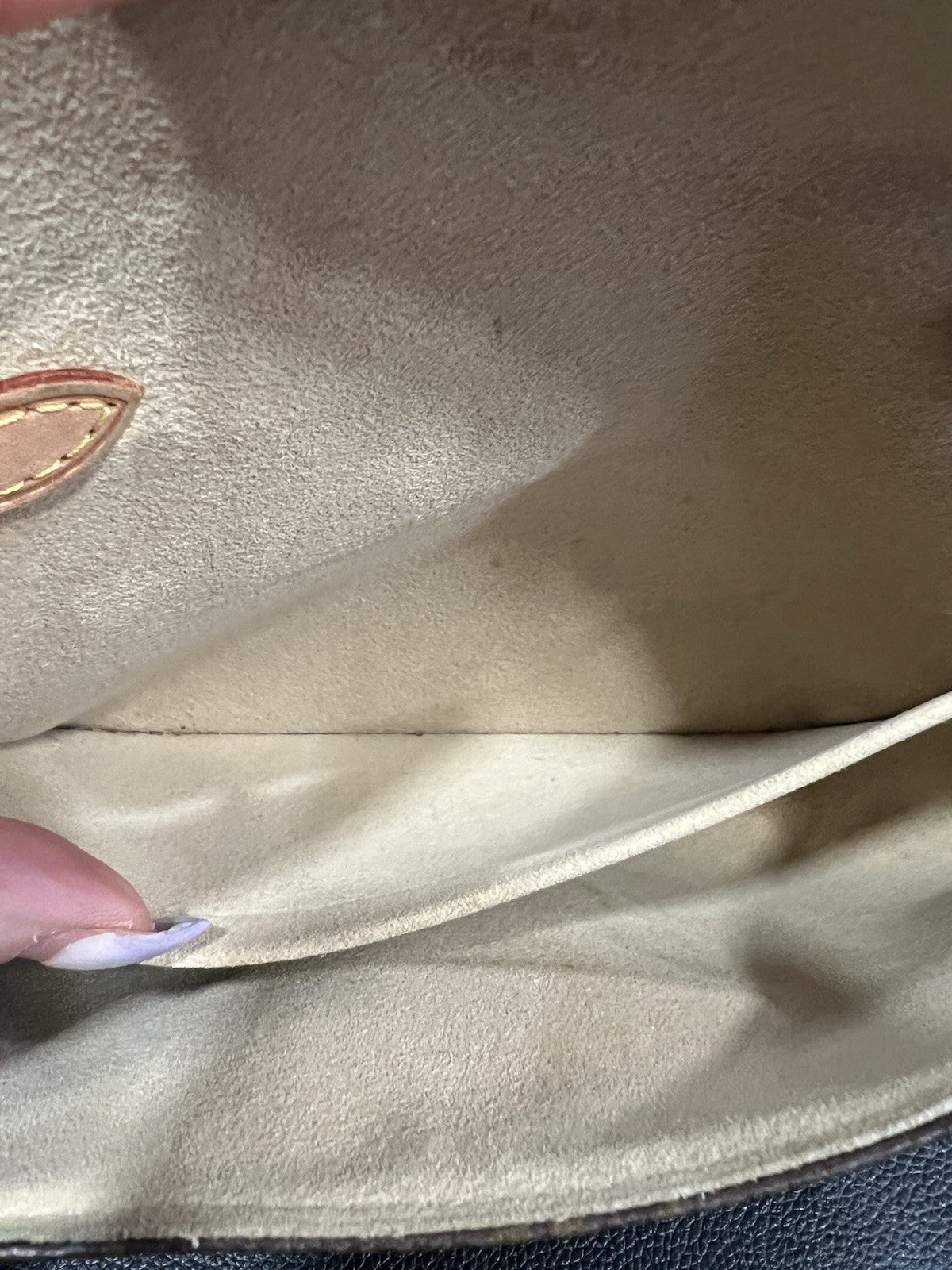 Louis Vuitton Monogram Beverly Pochette With Certificate of Authenticity