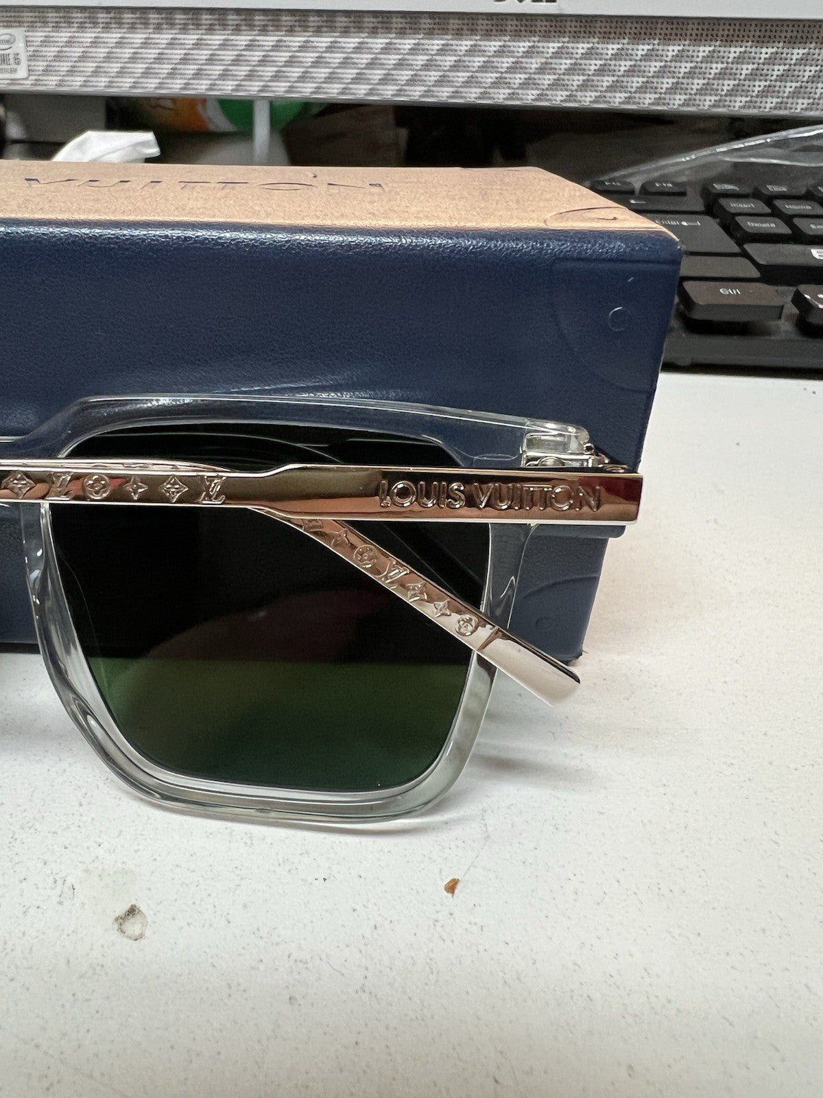 Louis Vuitton Rise Square Sunglasses Model Z1825E 56mm With Case AUTHENTIC