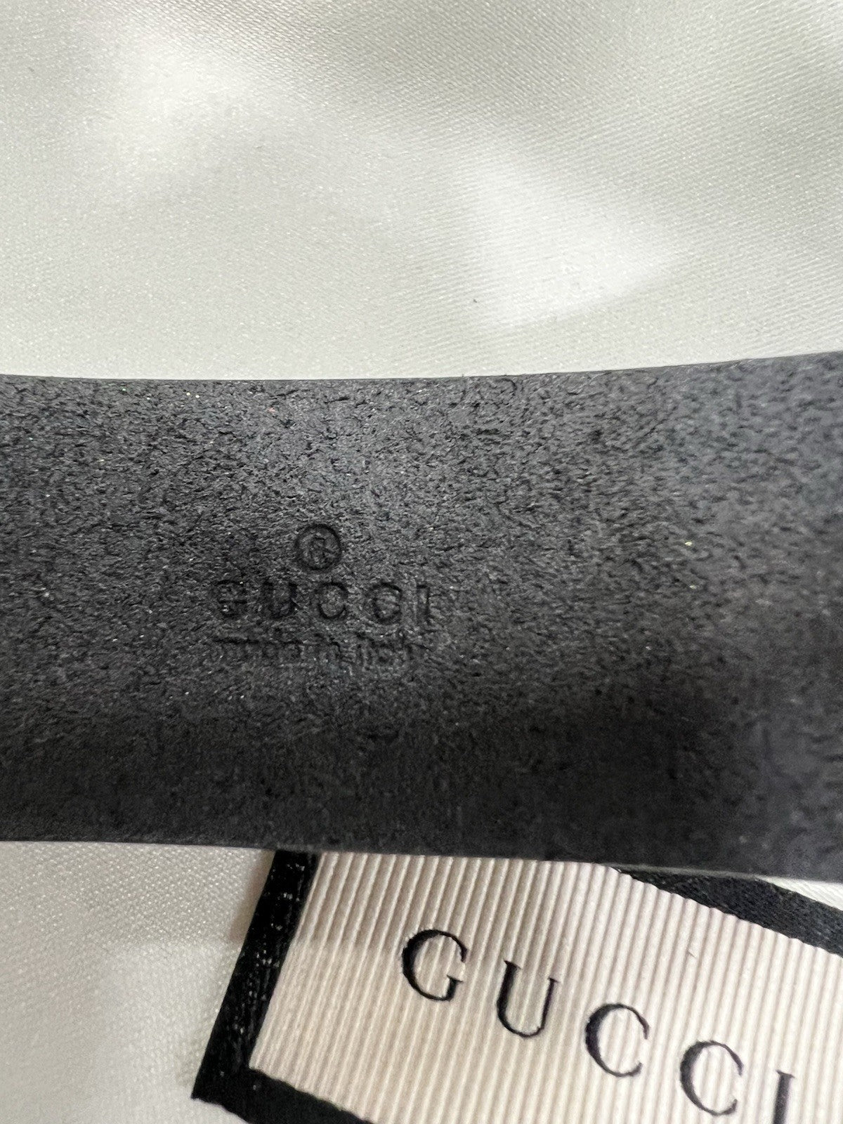 Gucci Leather Tiger Choker W/Box & Duster Retail $930