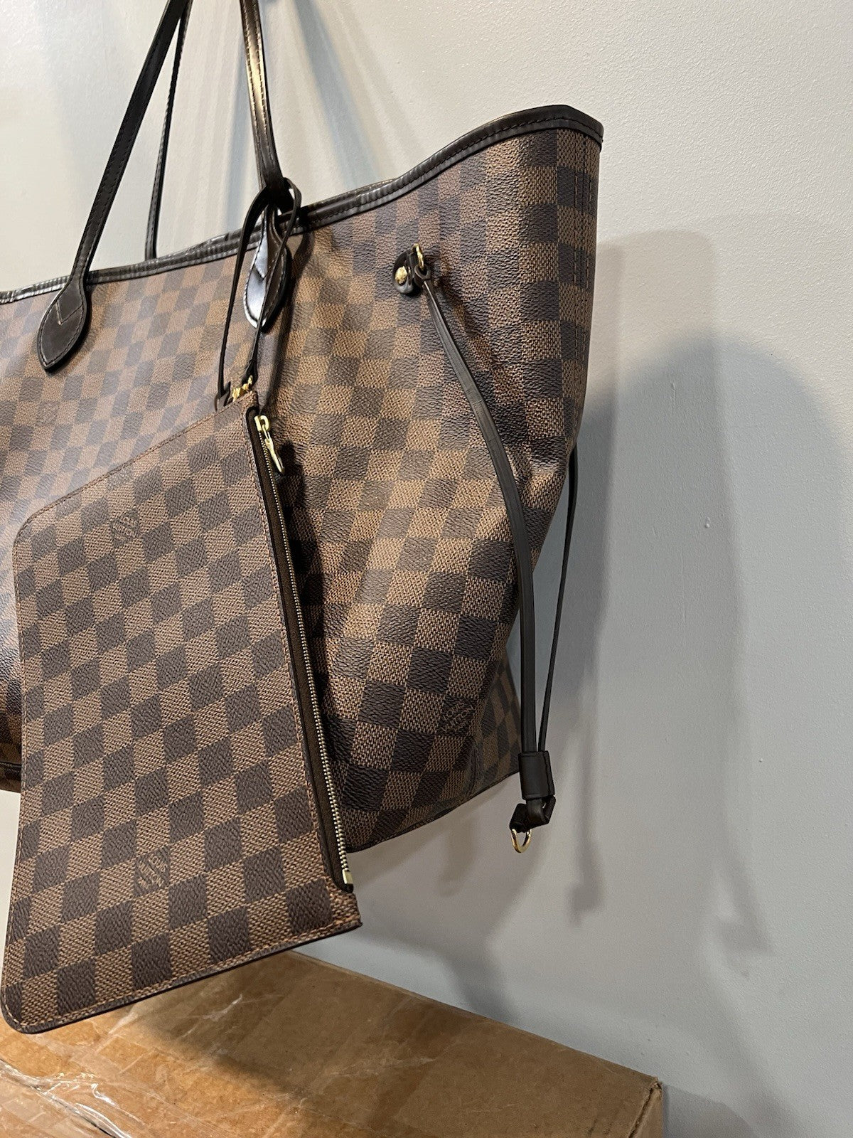 Louis Vuitton Neverfull GM Damier Ebene with Insert & Authenticity Retail $2310