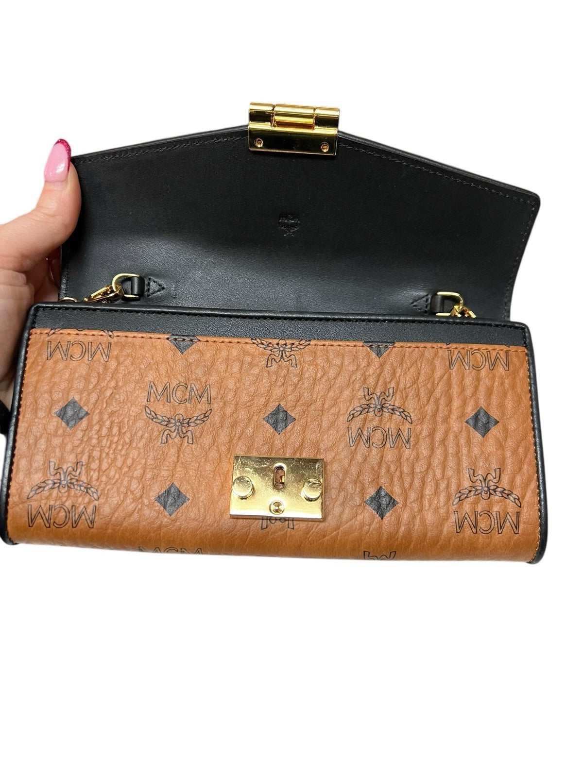MCM Tracy Wallet Crossbody In Visetos Retail $580