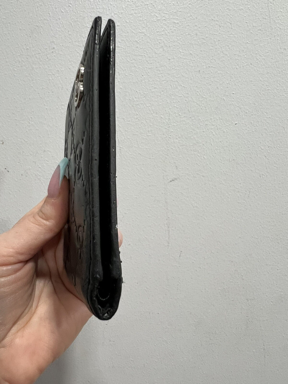 Gucci Guccisima Signature G Leather Bi Fold Wallet Authentic