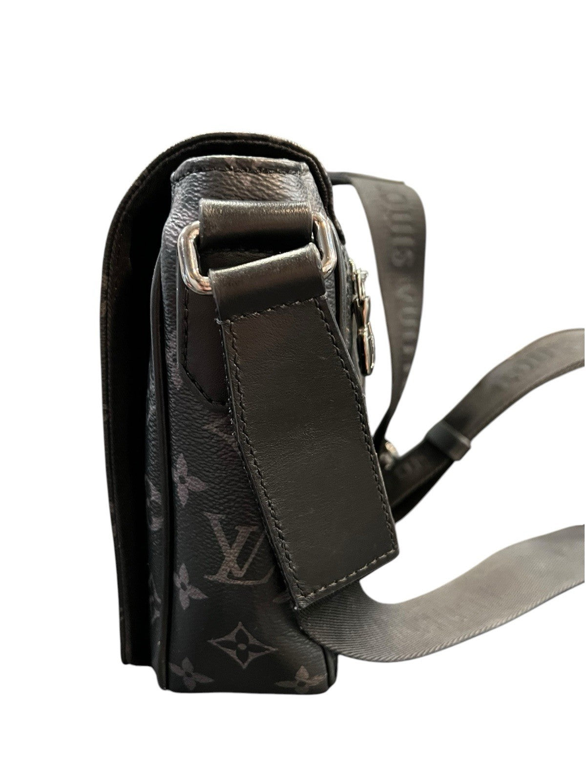 Louis Vuitton Monogram Eclipse District PM Messenger W/Authenticity