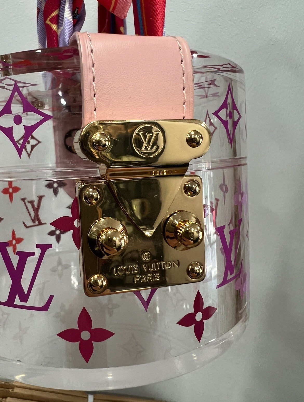 Louis Vuitton Monogram Scott Box With LV Scarf Handle Includes Box & Duster