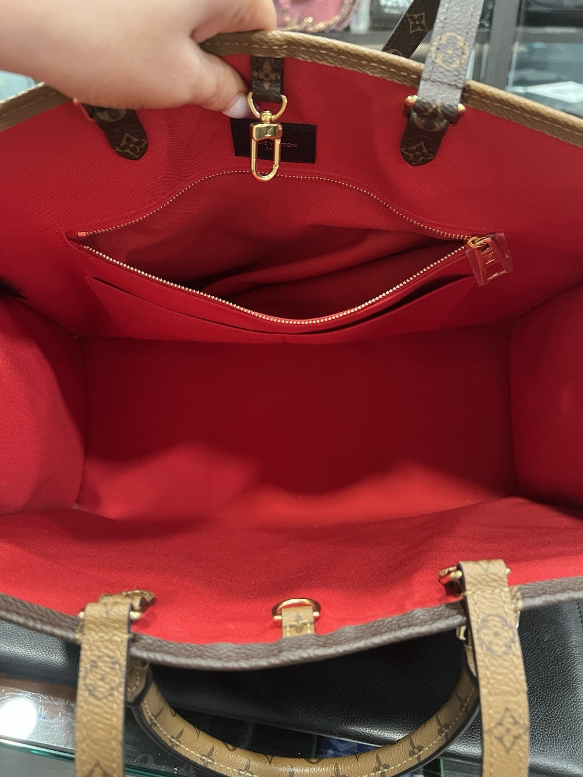 Louis Vuitton MM Onthego Reverse Monogram Tote Retail $3300