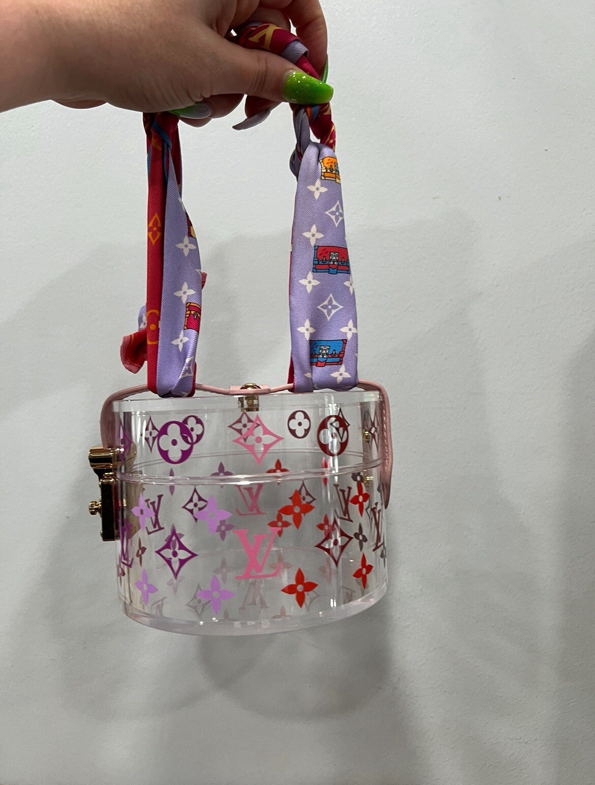 Louis Vuitton Monogram Scott Box With LV Scarf Handle Includes Box & Duster