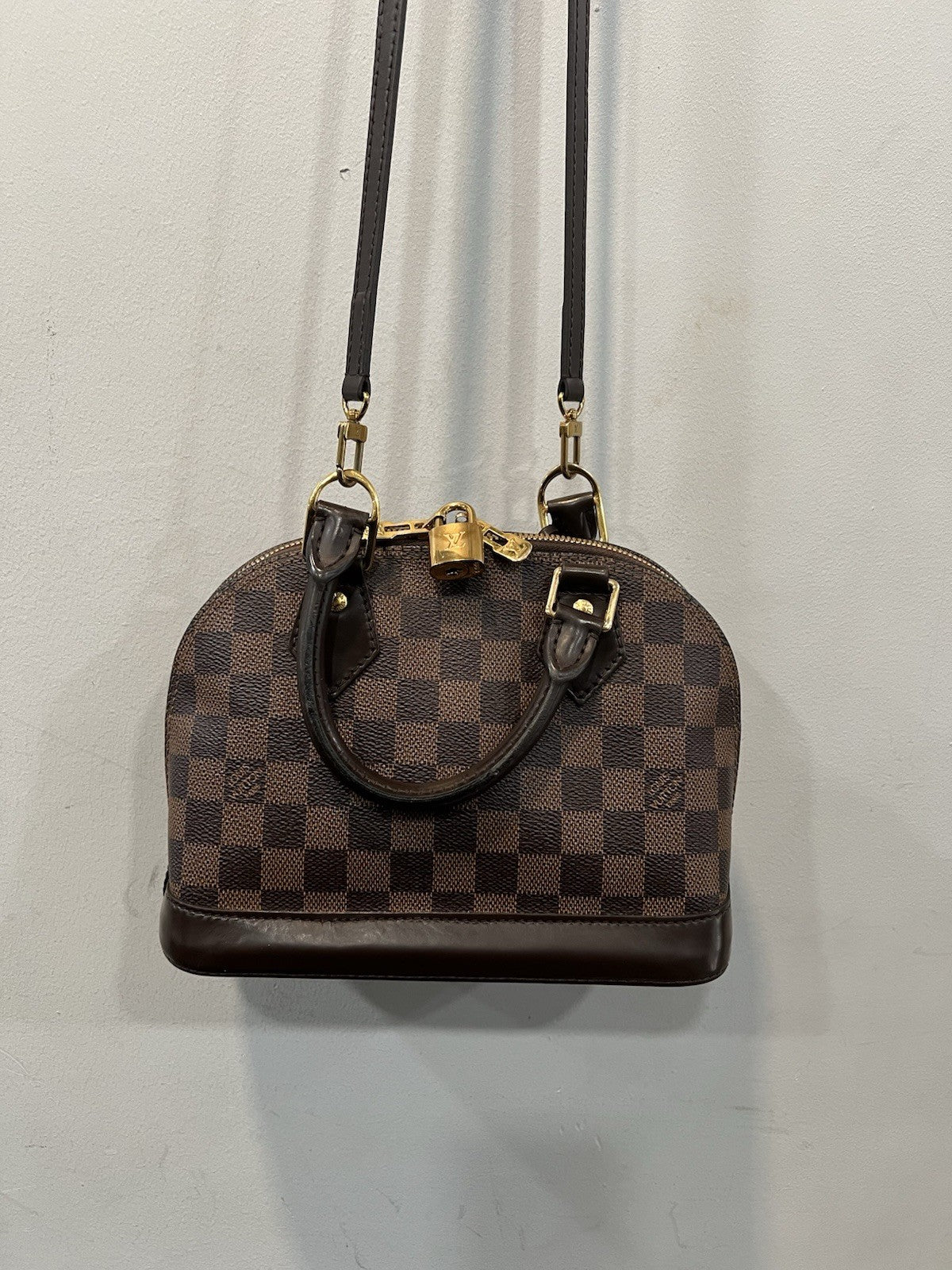 Louid Vuitton Damier Ebene BB Alma W/Lock Key & Authenticity Retail $2k