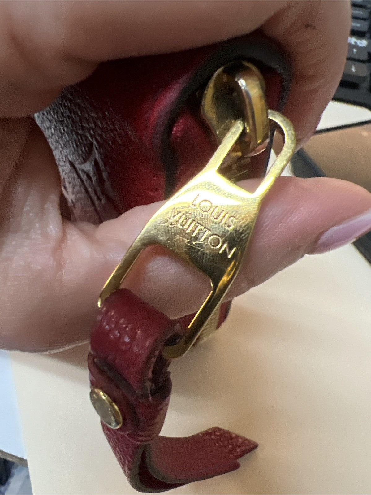 Louis Vuitton Cherry Empreiente Zippy Wallet W/Authenticity Retail $1210