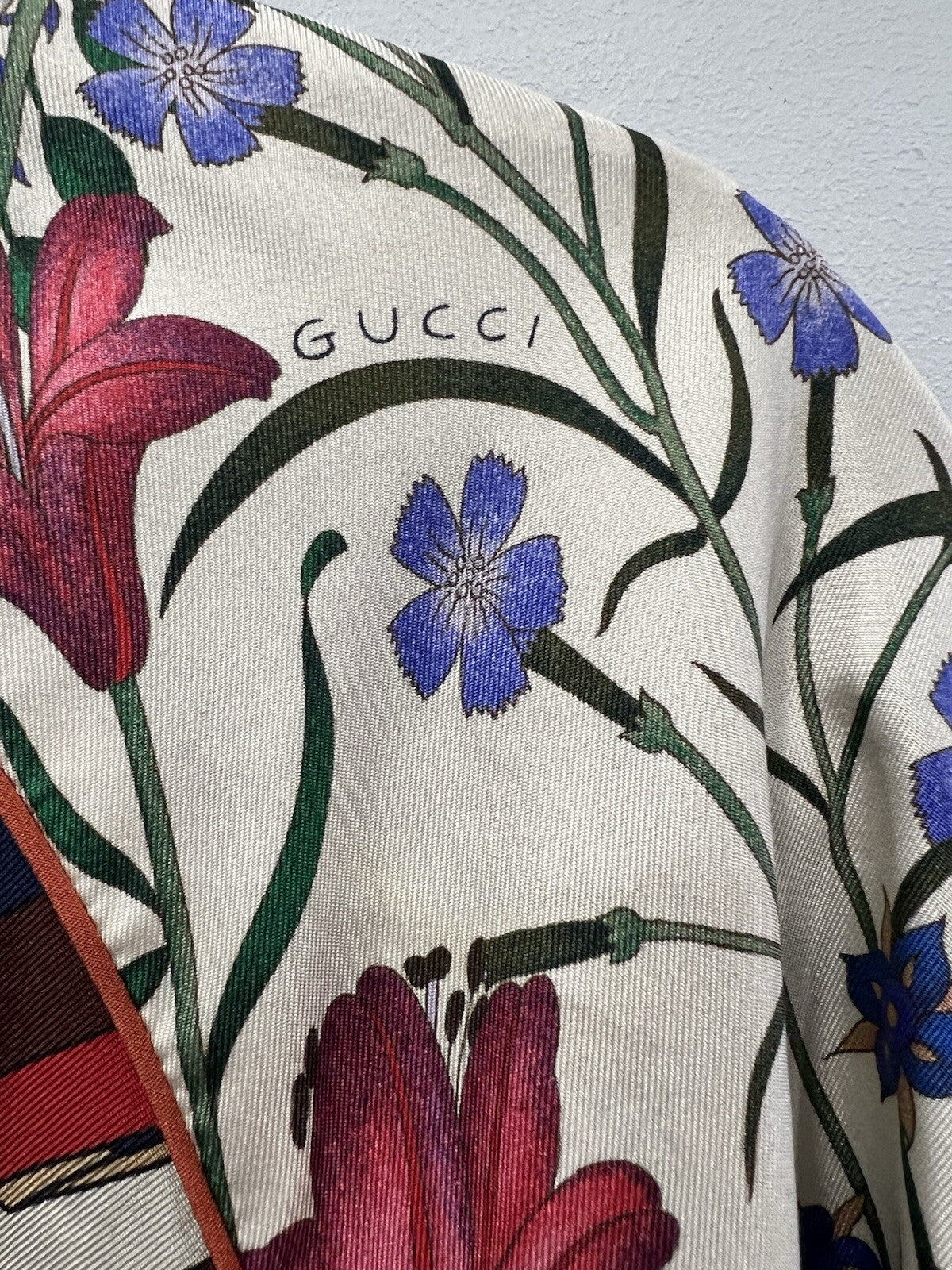 Gucci Silk Tigers & Florals Bomber Jacket Size 40/US8 Authentic Retail $2800