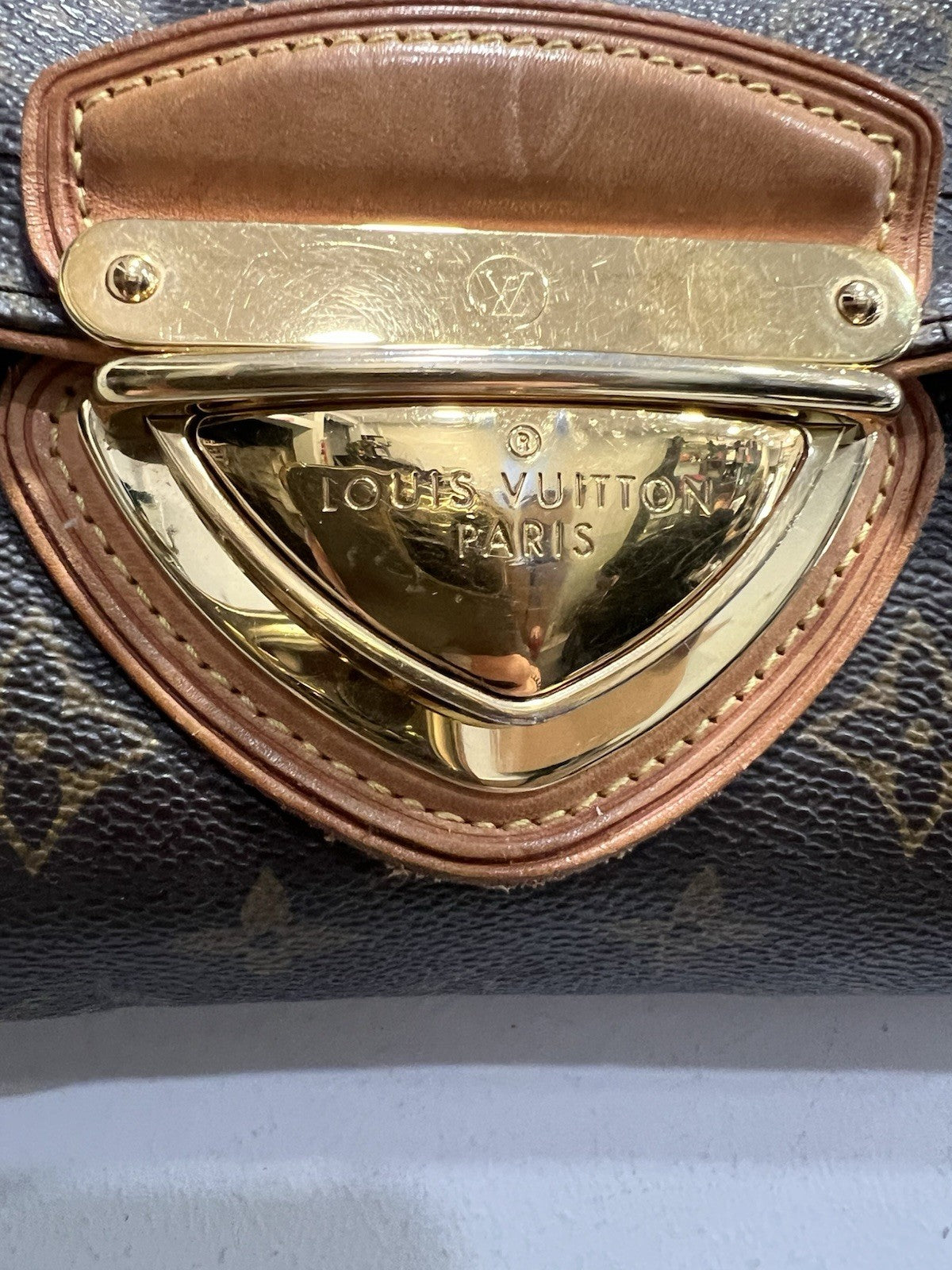 Louis Vuitton Monogram Beverly Pochette With Certificate of Authenticity