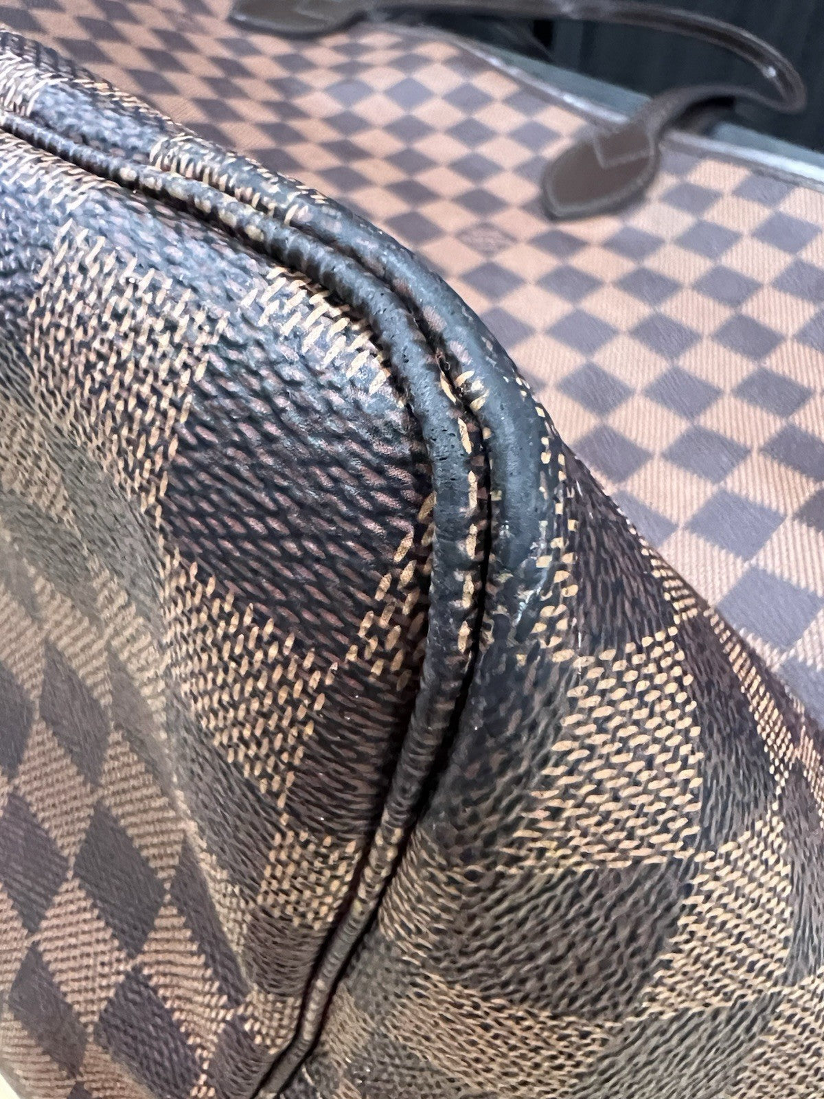 Louis Vuitton Neverfull GM Damier Ebene Retail $2200 W/Box Duster & Insert