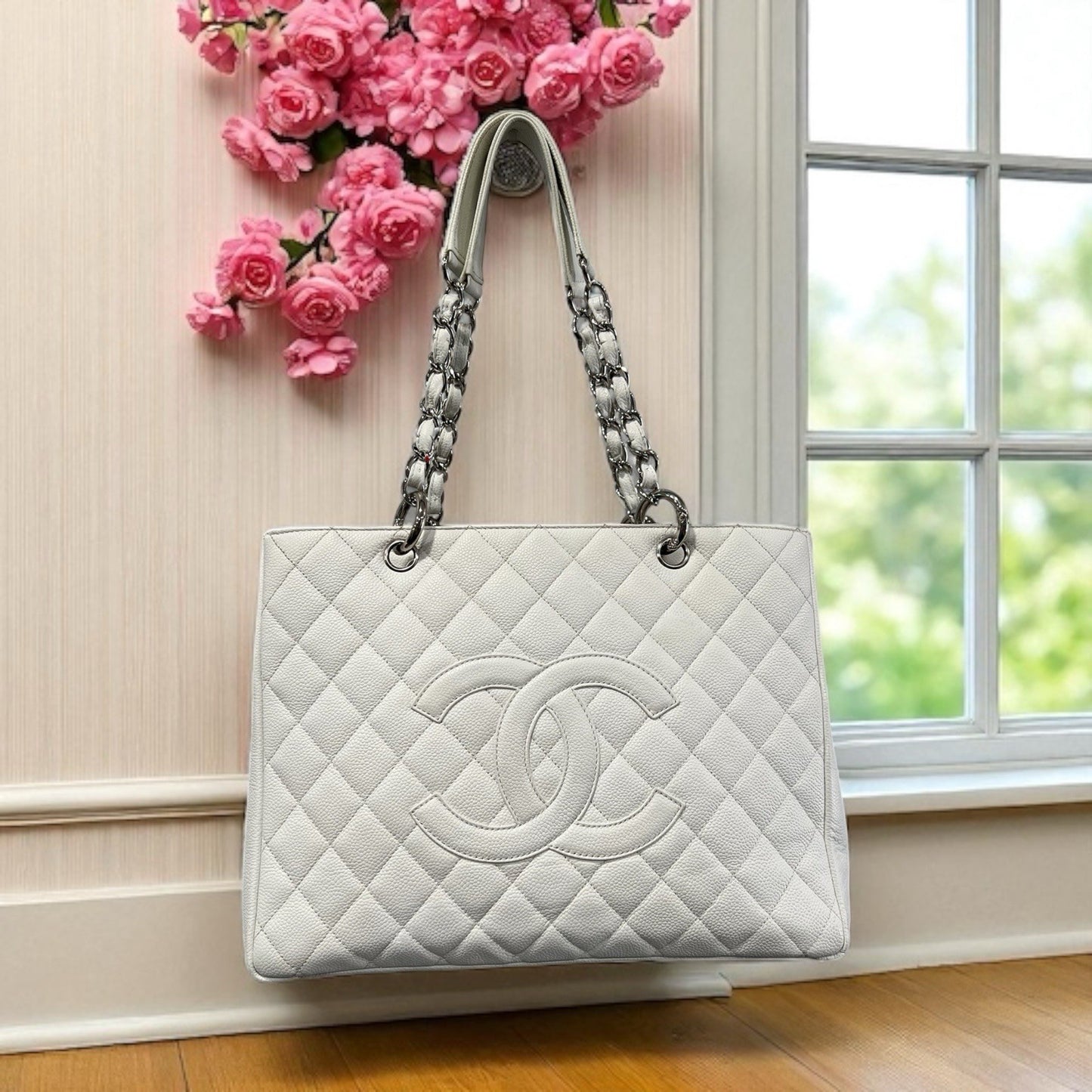 Chanel Caviar Quilted Grand Shopping Tote GST White W/Authenticity