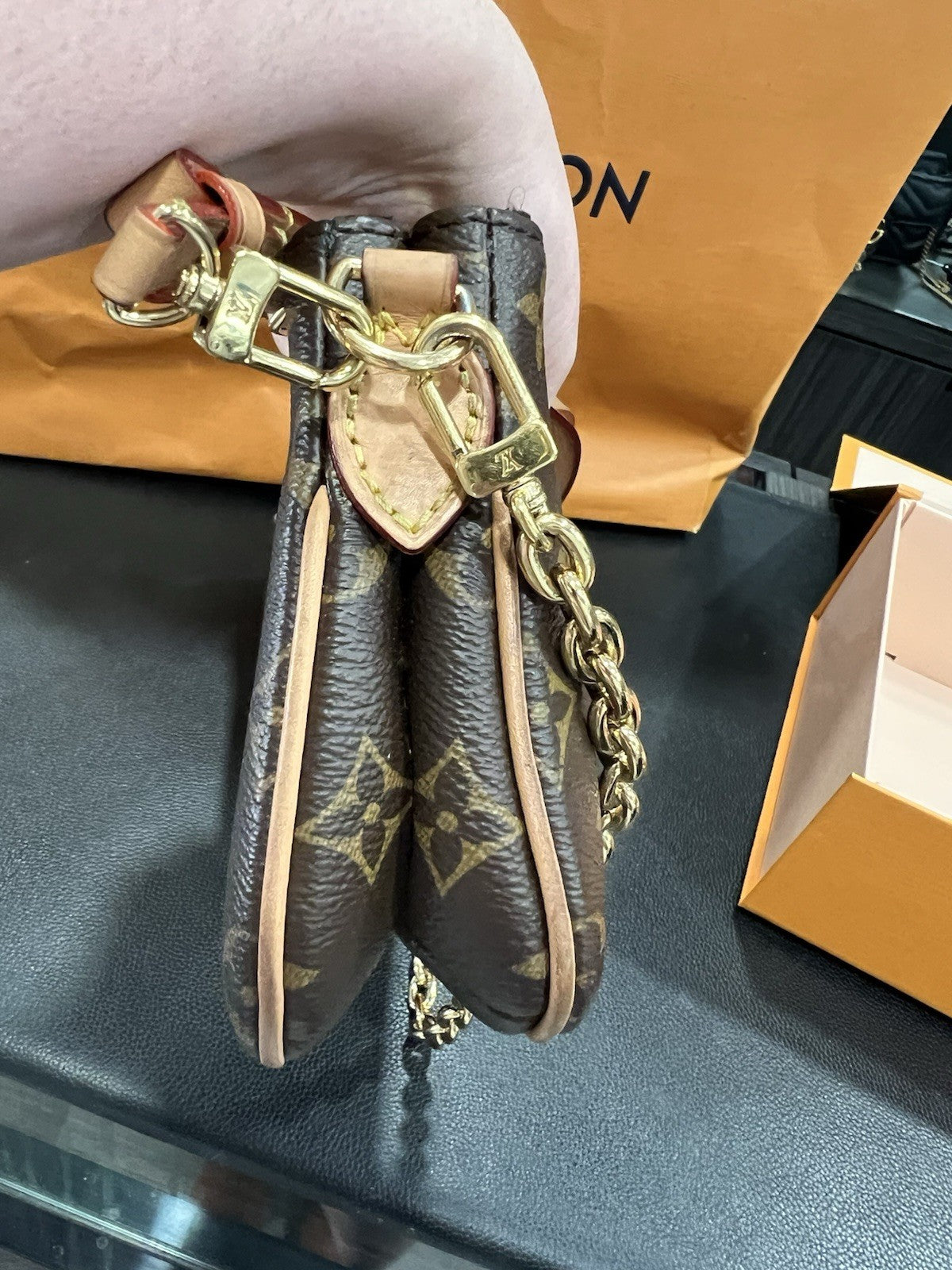 Louis Vuitton Monogram Liv Pochette Crossbody Box Duster & Bag Retail $1950