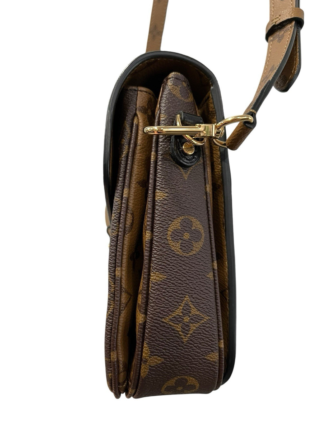 Louis Vuitton Pochette Métis Monogram Reverse