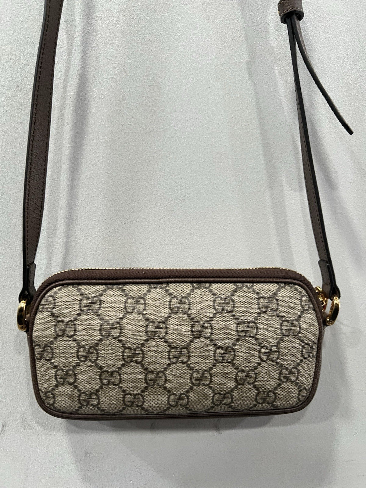 Gucci Ophidia GG Supreme Mini Crossbody With Authenticity Retail $1150