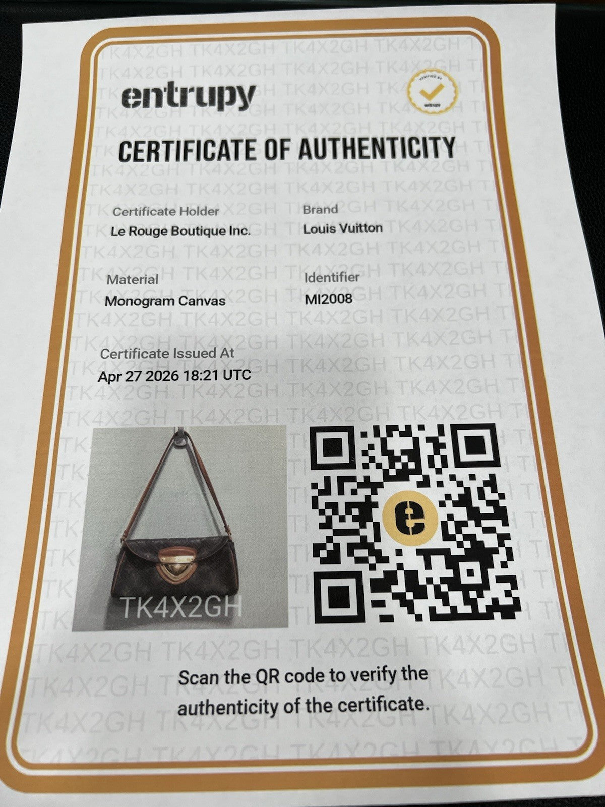 Louis Vuitton Monogram Beverly Pochette With Certificate of Authenticity