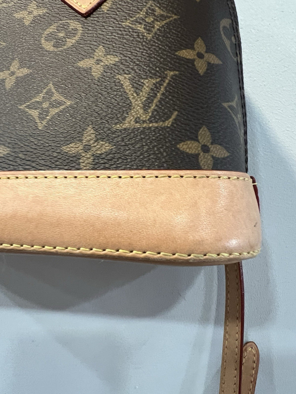 Louis Vuitton Monogram Alma BB W/Box Duster & Authenticity