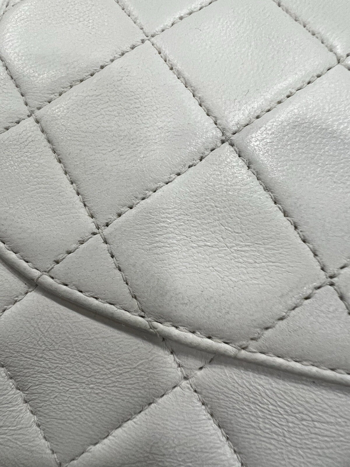 Chanel White 24k Gold Plated Hardware Lambskin Double Flap Classic