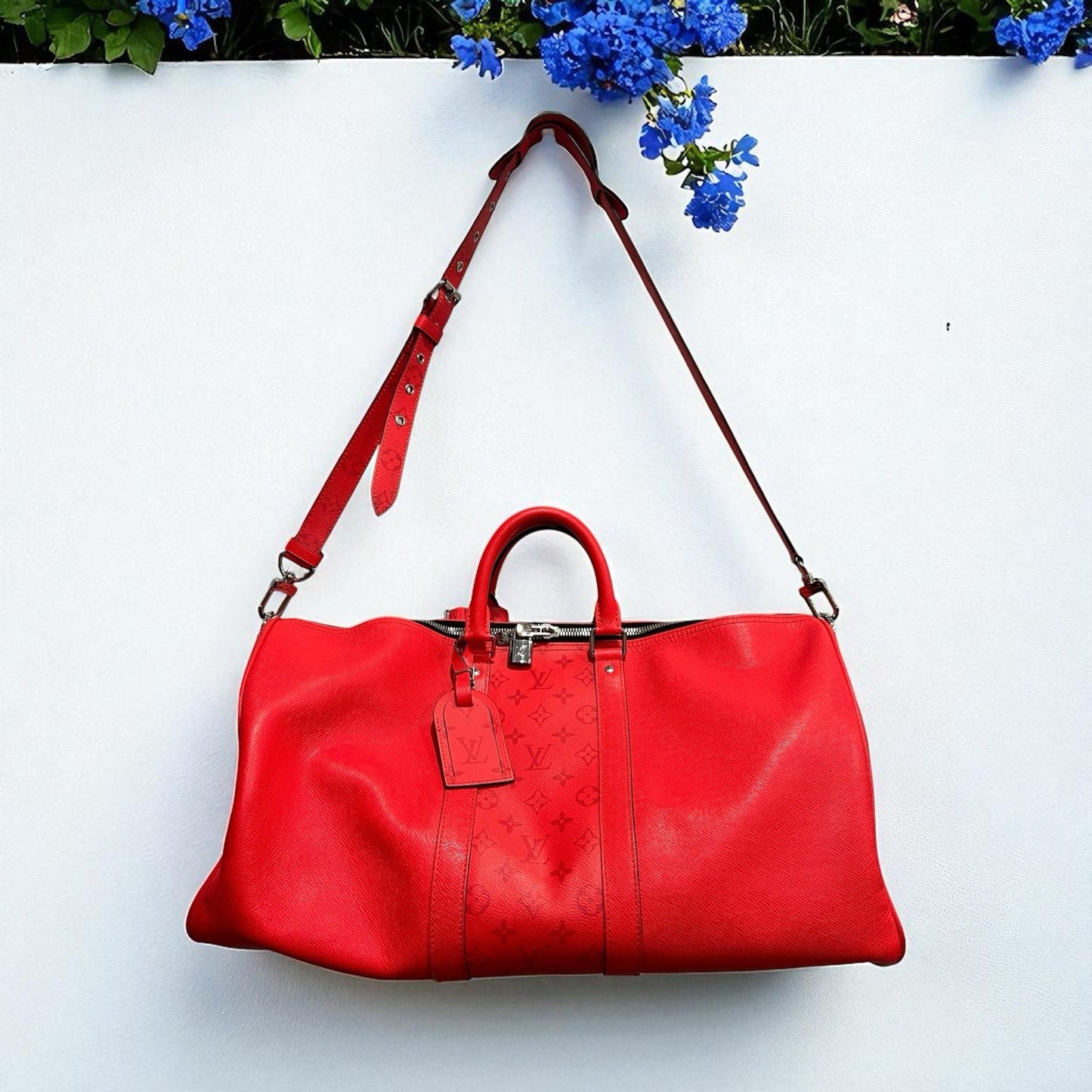 Louis Vuitton Fire Red Taigarama Bandouliere Keepall 50